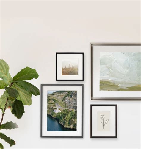 Gallery Wall Frames and Curated Photo Sets for a Unique Look