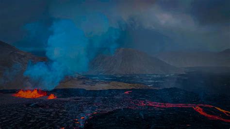 Everything You Need to Know About New Volcano in Iceland - Tripoto