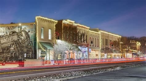 Holiday Fun — Downtown Ashland, Virginia