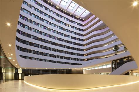 Hilton Amsterdam Airport Schiphol Hotel - Luxury Hotel in Amsterdam, Netherlands