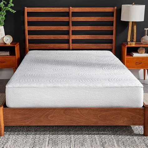 Amazon.com: Tempur-Pedic Cool Luxury Mattress Protector, King, White : Home & Kitchen