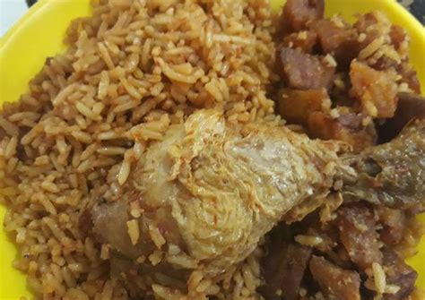 Jollof rice,chicken and dodo Recipe by Esther tolu - Cookpad