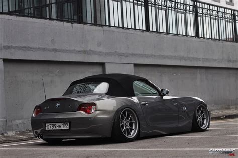 Stanced BMW Z4 E85