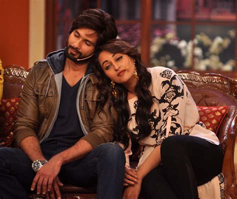 Sonakshi Sinha R.Rajkumar team on Comedy Nights with Kapil Stills