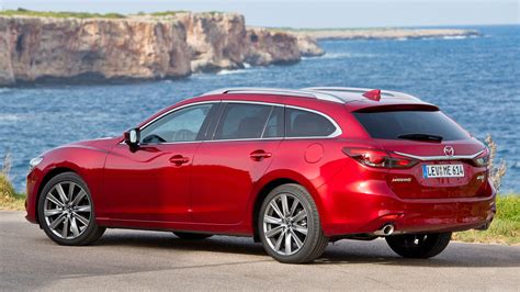 Mazda 6 Wagon (2024) характеристики и цена, фотографии и обзор