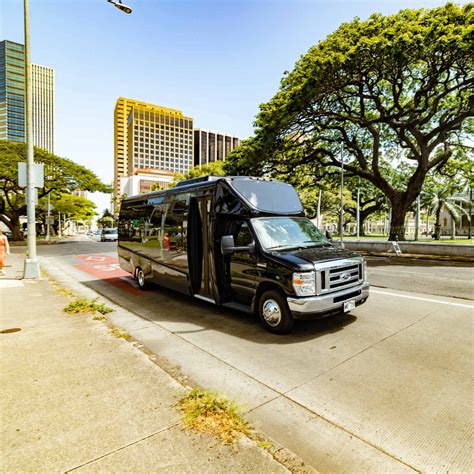 Oahu Airport To Waikiki Private Shuttle | Hawaii Tours and Activities