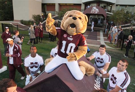 Mississippi State Mascot | MSU Dawgs | Pinterest