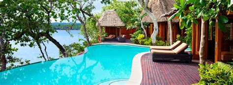 10 Best Beachfront Bures & Villas in Fiji | Spacifica Travel