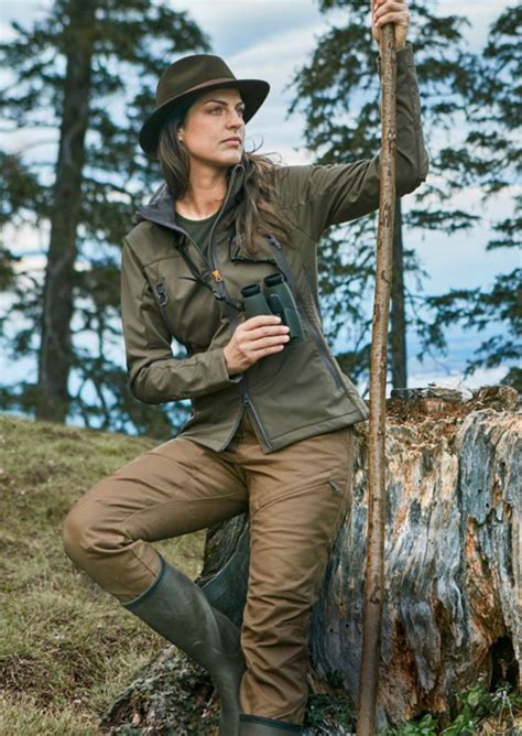 fishing outfit for ladies summer in 2020 | Hunting clothes, Fishing outfits, Hunting women