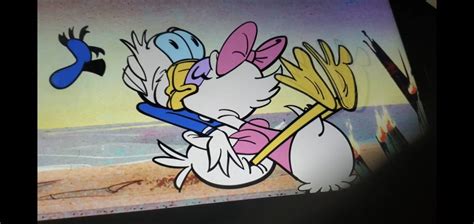 Donald Duck And Daisy Duck Kissing Drawing