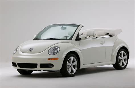 Volkswagen Beetle 2005 Cabrio (2005 - 2011) reviews, technical data, prices