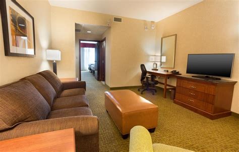 Drury Inn & Suites Denver Stapleton - Drury Hotels