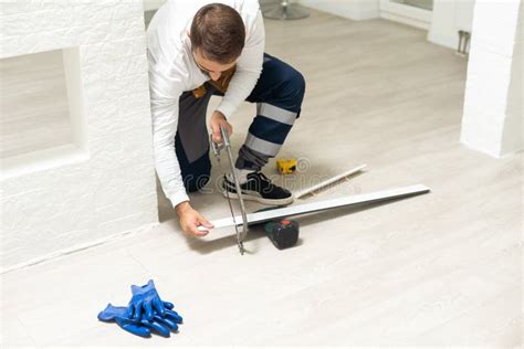 Installing the New Skirting Board after Changing the Parquet Stock ...