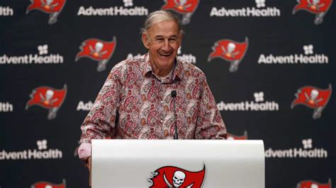 Tampa Bay Buccaneers Legend Monte Kiffin Dies at 84