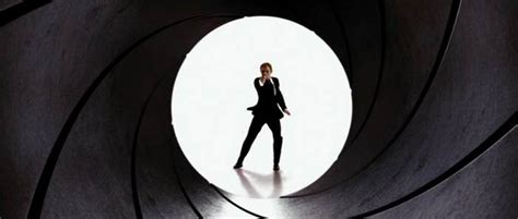 The Gun Barrel Sequence - James Bond Articles