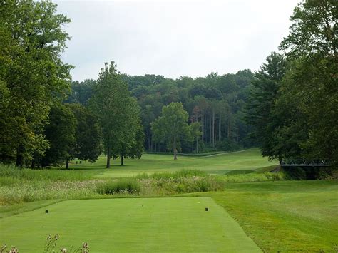 Kirtland Country Club (Willoughby, Ohio) | GolfCourseGurus