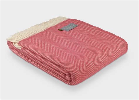 Lingonberry Herringbone Throw | Herringbone throw, Herringbone blanket, Soft blankets