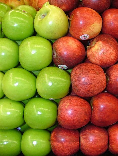 Green Apples VS. Red Apples - Tufts Health & Nutrition Letter