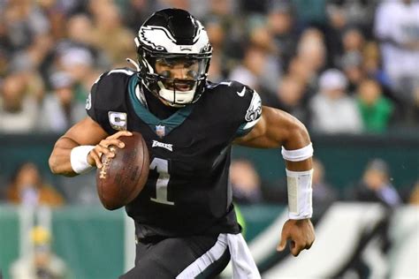 Eagles over/unders: How many yards will Jalen Hurts and Justin Fields rush for? | PhillyVoice