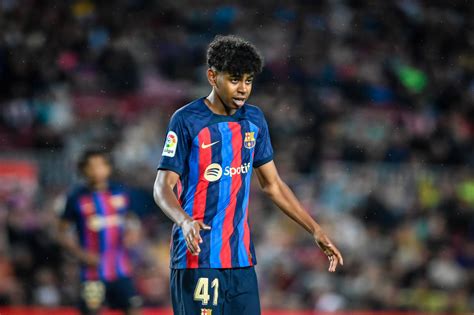 Who is Lamine Yamal? Teenager makes history on Barcelona debut - Futbol on FanNation