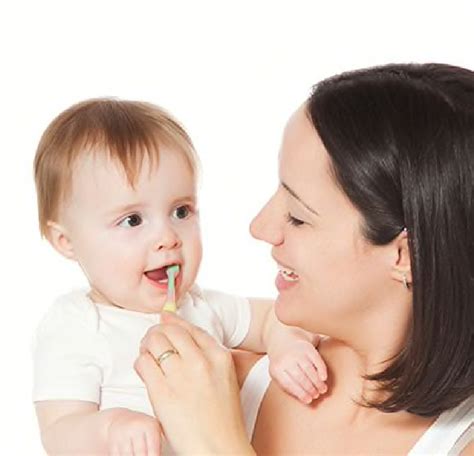 Teething Rash: Can teething cause a rash? - Crest