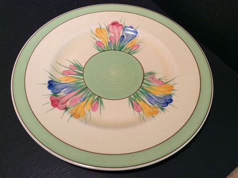 CLARICE CLIFF, AN UNUSUALLY LARGE SPRING CROCUS PATTERN 9" PLATE: Clarice Cliff & Art Deco ...