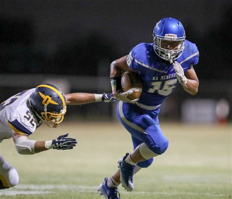 Preseason Football: Moanalua vs. Punahou | Honolulu Star-Advertiser