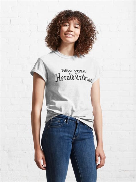 "New York Herald Tribune logo - Breathless" T-shirt by katybourne | Redbubble