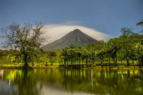 Mayon Volcano · Free Stock Photo