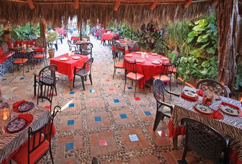 Sandrina’s Greek Restaurant and boutique gallery in Bucerias, Nayarit