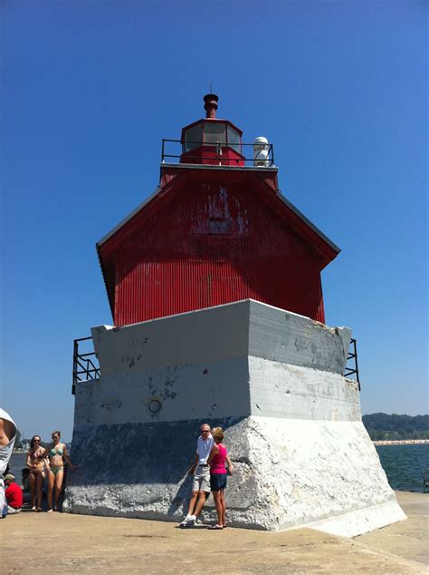 Grand Haven Lighthouse | Grand haven, Lighthouse, Favorite places