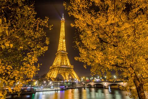 Night Falls On Paris | Eiffel Tower Paris, France I haven't … | Flickr