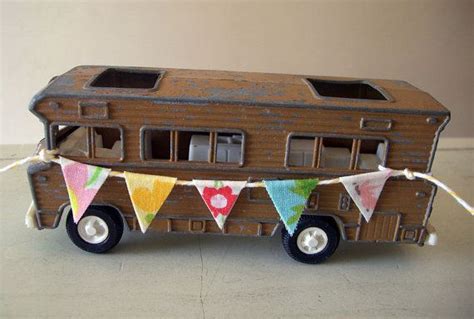 Tootsie Toy CAMPER Recreational Vehicle Groovy 1970 | Etsy | Vintage toys, Retro caravan ...