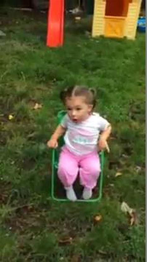 Ice Bucket Challenge: This little girl's reaction will have you in stitches - Irish Mirror Online