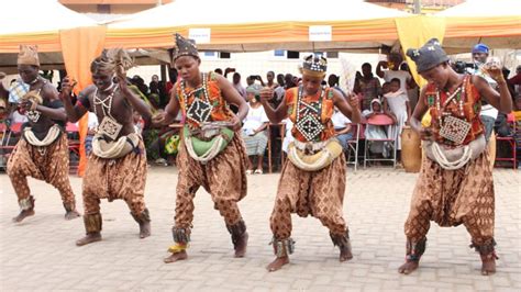 Damba festival lights up Obuasi amid rich display of culture - Ghanamma.com