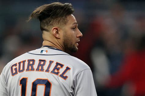 Astros GM has 'realistic' outlook on Yuli Gurriel situation