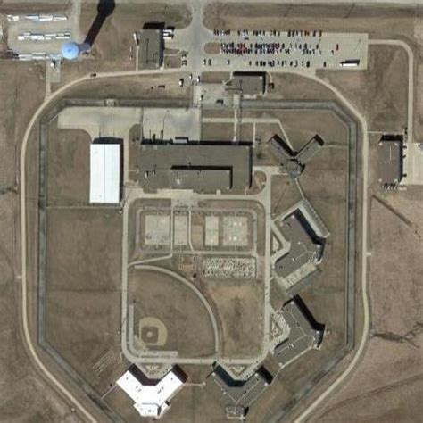 Newton Correctional Facility in Newton, IA (Google Maps)