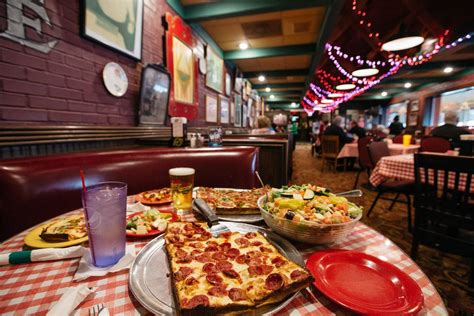 The 38 Essential Restaurants in Detroit | Family pizza night, Pizza ...