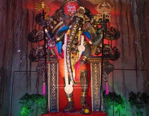 Mumbai Cha Ganpati: Mumbai Cha Maharaja