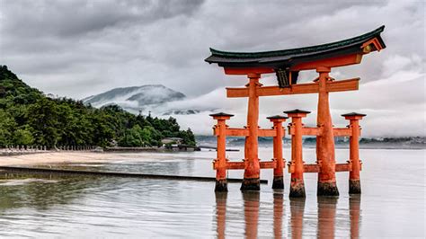 Itsukushima Shrine torii gate | This is the famous torii gat… | Flickr