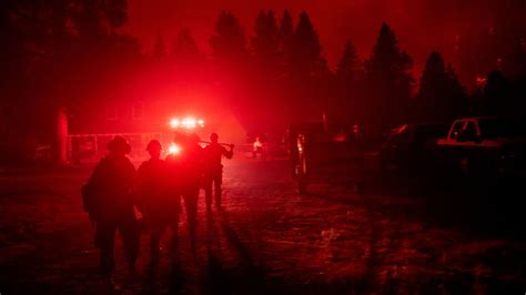 Caldor Fire: California firefighters race to save Lake Tahoe homes