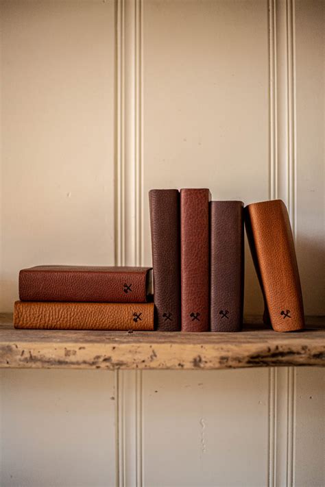 Large Print Handbound Leather Bible - NIV – Narrow Gate Leather