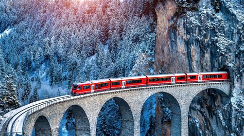 15 scenic train rides across Europe | Yardbarker