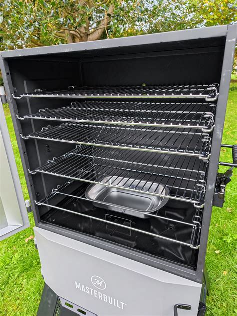 Masterbuilt Digital Charcoal Smoker - UK BBQ Reviews