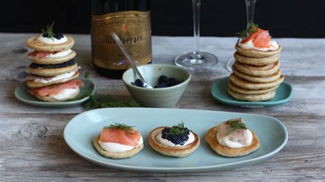 blinis toppings