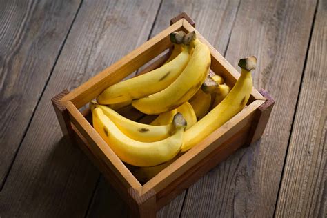 Bananas in the Fridge or on the Counter: Which is Best? - Cuisine Seeker