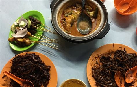 Kuala Lumpur Food Guide: 10 Things You Must Try - Miss Filatelista