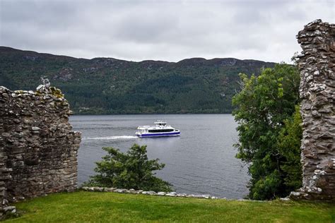 How to Choose the Best Loch Ness Cruise or Boat Tour | Two Wandering Soles