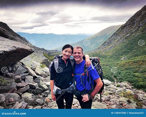 A Couple Hiking on Tuckerman Ravine Trail Stock Photo - Image of natural, hiking: 138497080