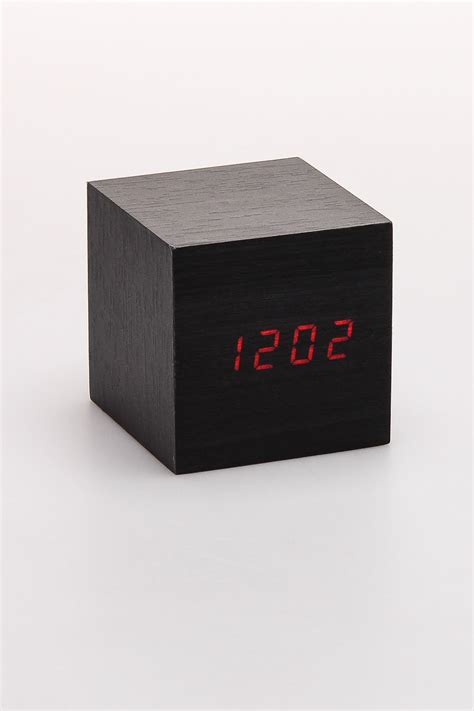 Kikkerland: Wooden Cube Alarm Clock ~ ESSINCE™